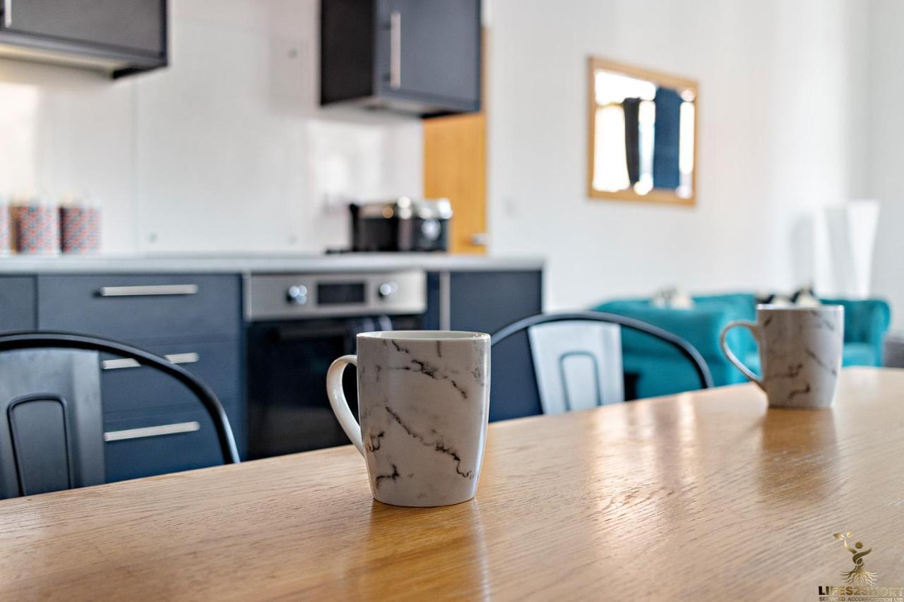 Smythen St, 2 Bed Apartment With Balcony Эксетер Экстерьер фото